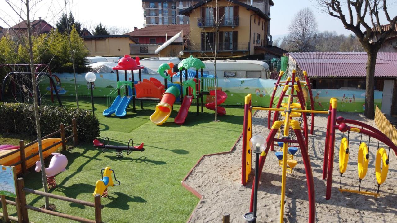 Camping Italia Lido Castelletto sopra Ticino Exterior foto